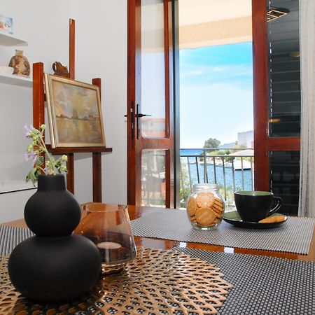 Beachfront Apartment Nikol Žaborić Exterior foto
