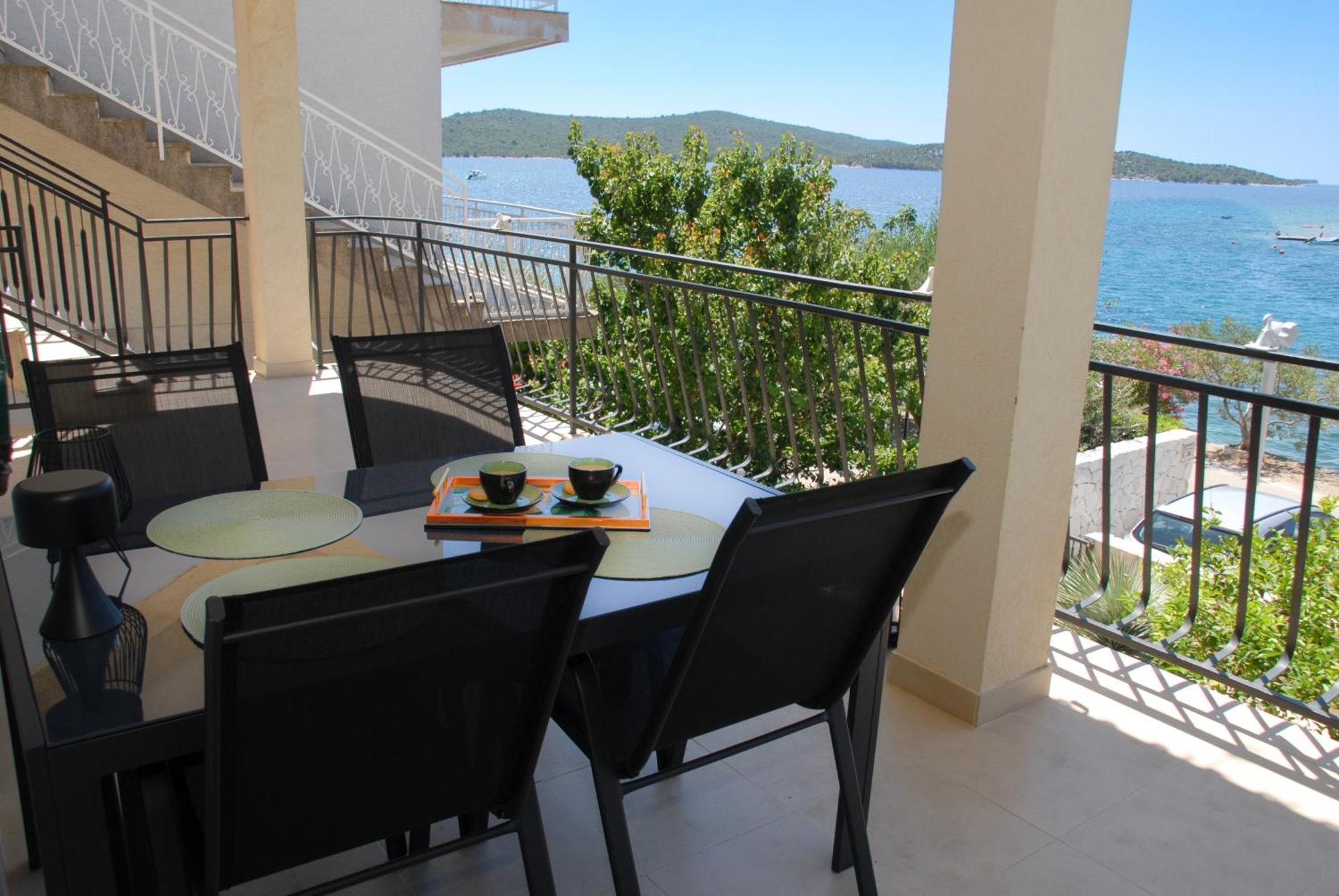 Beachfront Apartment Nikol Žaborić Exterior foto